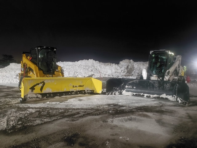 Urban Landworks - Commercial Salting